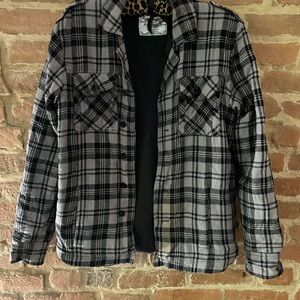 Plaid Fleece-Lined Women's Jacket - Black & Gray